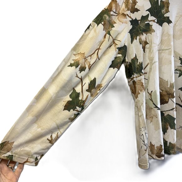 Women’s XL Fall Leaves Long Sleeve Tee – Autumn Print Shirt – New - Picture 3 of 4